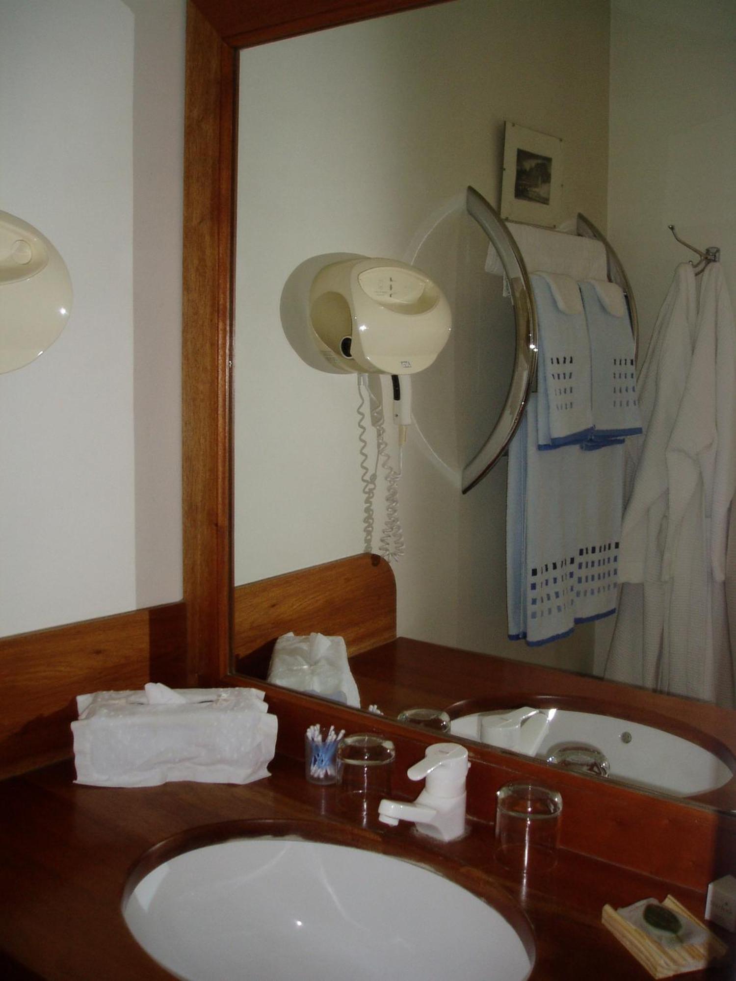 Hotel Le Clos Raymi Épernay Kültér fotó