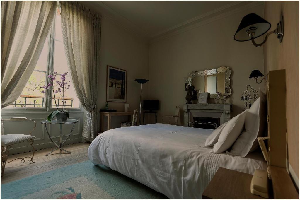 Hotel Le Clos Raymi Épernay Kültér fotó