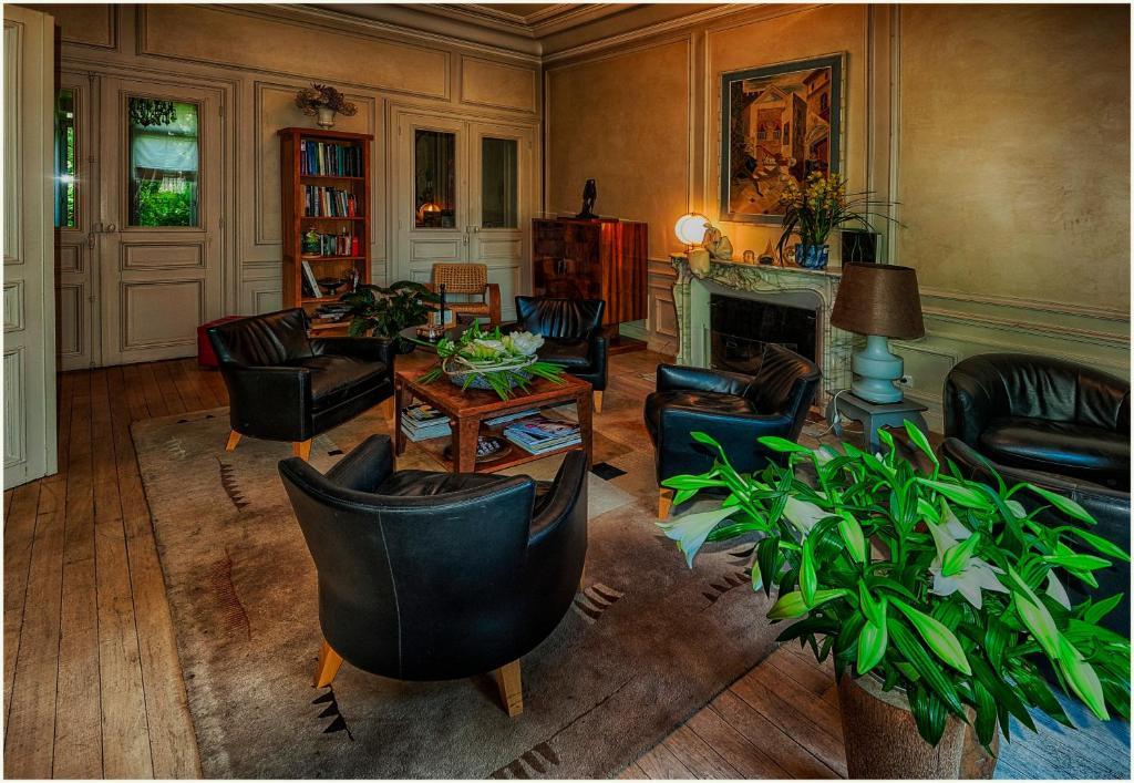 Hotel Le Clos Raymi Épernay Kültér fotó